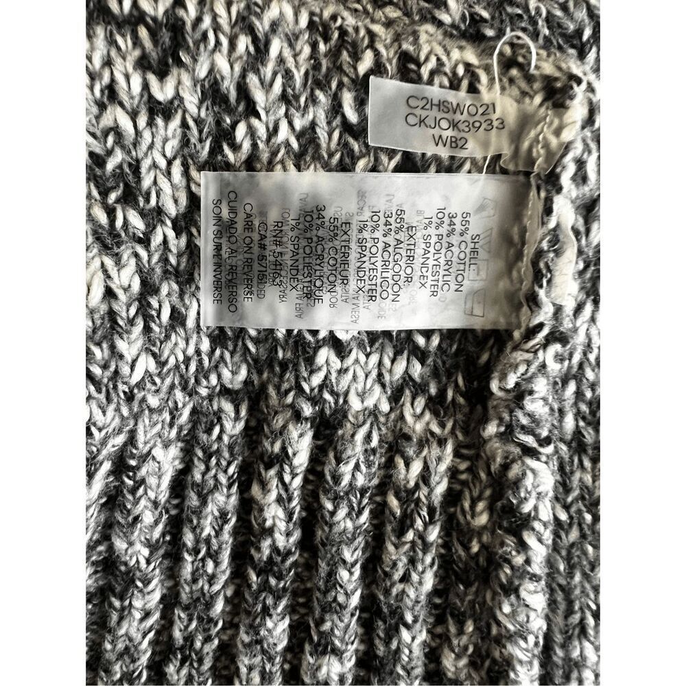 Calvin Klein sweater - Picture 10 of 10
